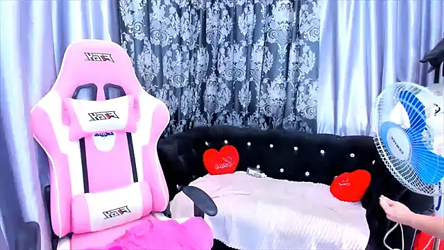 KamilaFoxy webcam