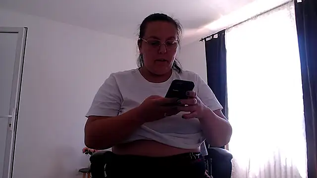 Wetandnaughtyxx webcam