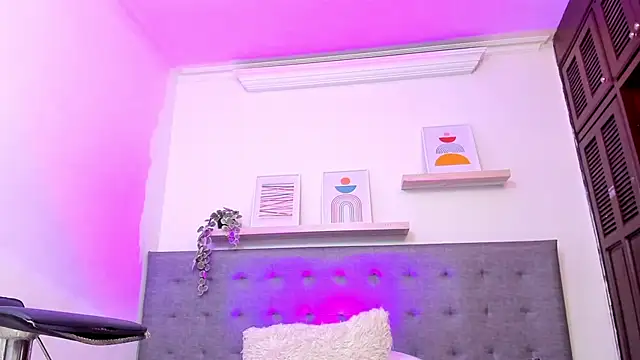 Amelia_Brixton webcam