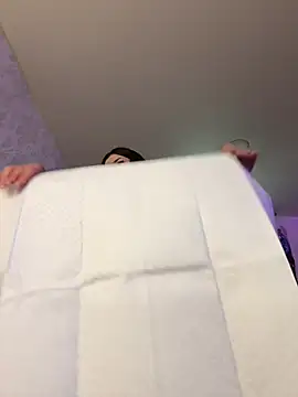 -MaybeBaby- webcam