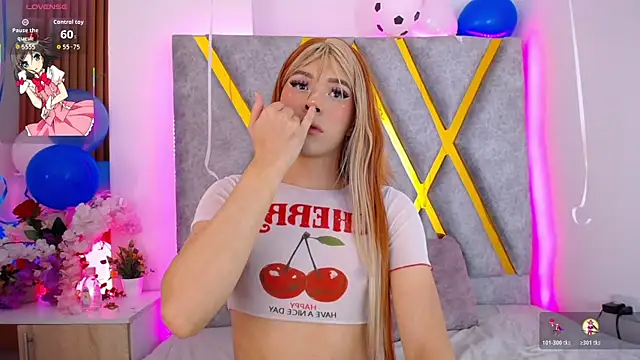 Lizza_Jones webcam