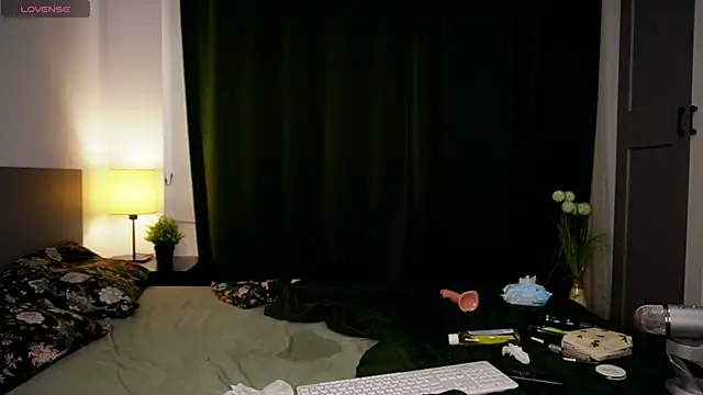 jasminee_rosee_ webcam