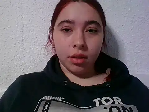Annisofi000 webcam