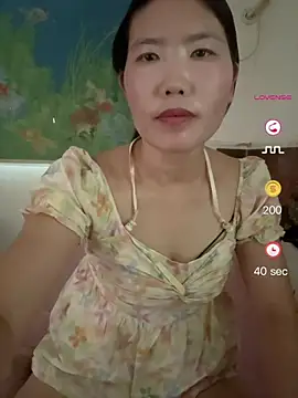 huangjialipao005 webcam