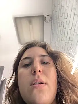 kate_nicepops333221 webcam