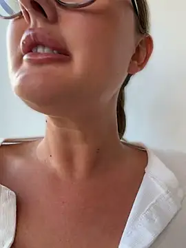 Crystal_xox webcam