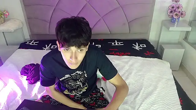 ethan_twink22 webcam