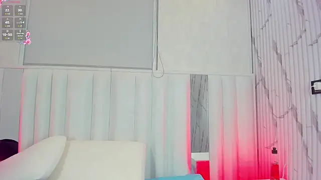 serena_lovee webcam