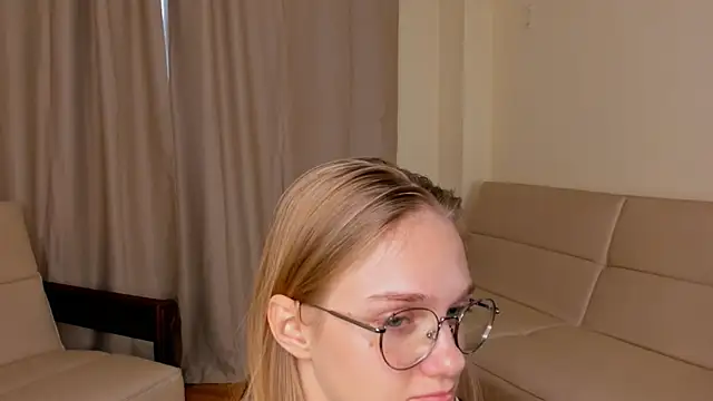 FemMantis webcam