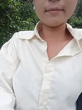 Linda-yiyi webcam