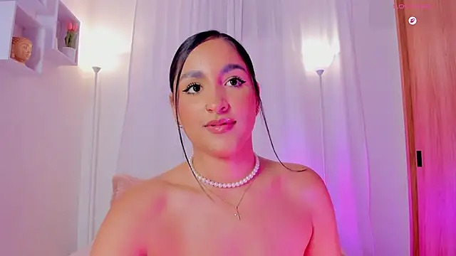 Aishapeyton_ webcam