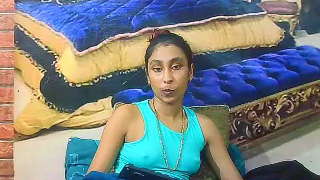 IndianSexyButt webcam