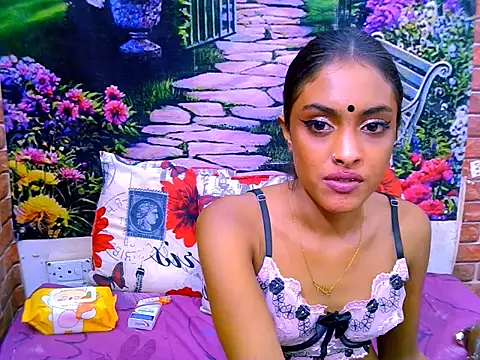 IndianPretty14u2Luv webcam