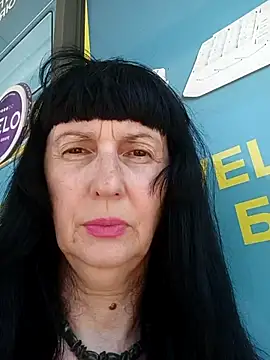 MelanyBanks live sex cam