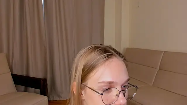 FemMantis webcam