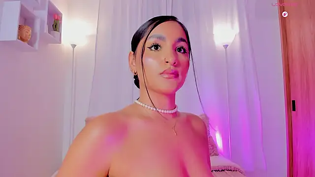 Aishapeyton_ webcam