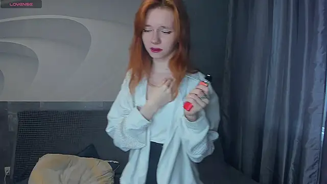 TarynPalek webcam