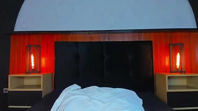 Leo_Savage_ webcam