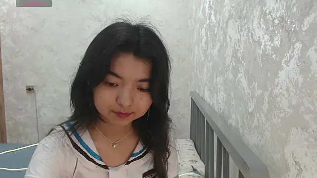 Shy_Kira webcam