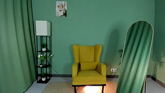 LeticiaRomano webcam