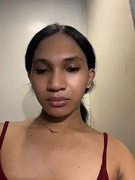 slutty_aki webcam