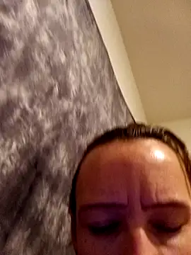 Calissweetestchick_1M webcam