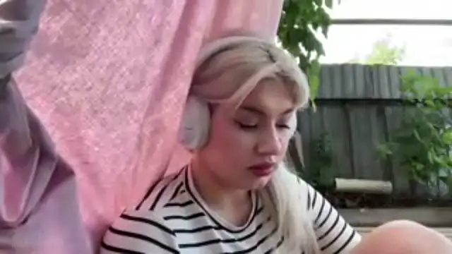 SpotlessParaffin webcam