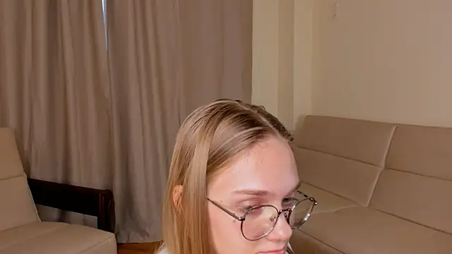 FemMantis webcam