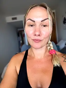 NastyMilf_ live sex cam