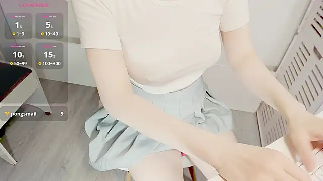 mimi_babyyy webcam