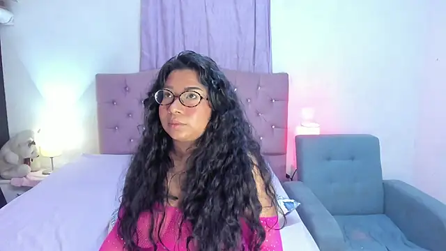 Latinabombsheell webcam