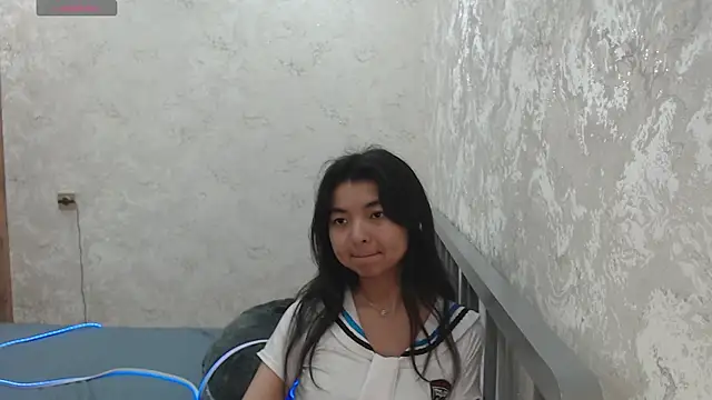 Shy_Kira webcam