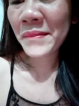 Singlemom69xx webcam
