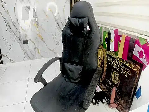queen_findom1 webcam