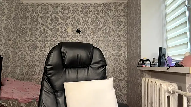 ShaylaChong webcam