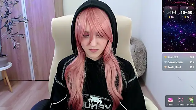Letty_Pearl webcam
