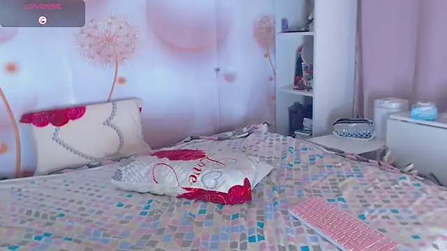 mooncandygirl webcam