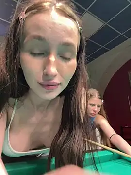 -missbehaving-'s live cam
