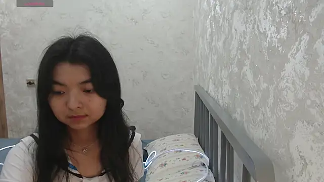 shy_kira - Shy_Kira's free webcam - UK Sex Cams