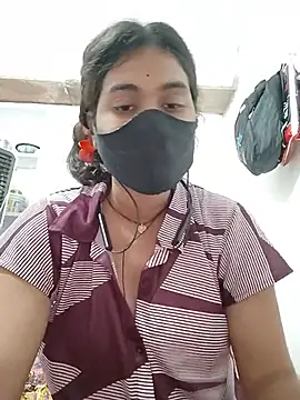 Cut_madhuri webcam