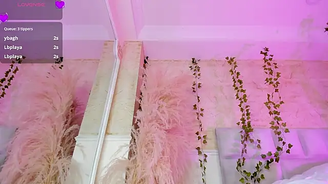 AlondraSoomer webcam