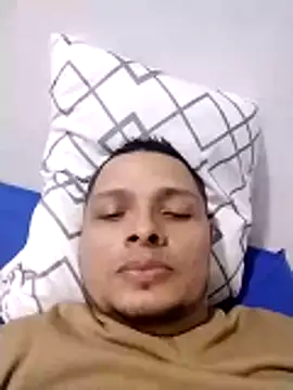 EnzoDesire webcam