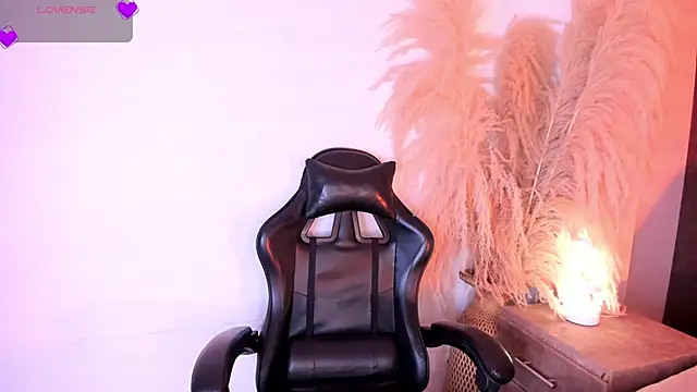 CristineRainn_ webcam