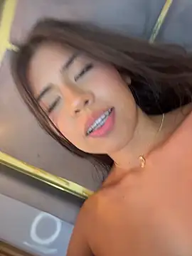 Doll_Maddy_ webcam