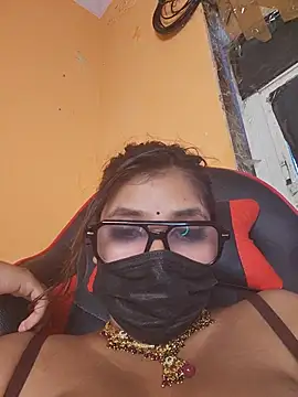 callmeshreya webcam