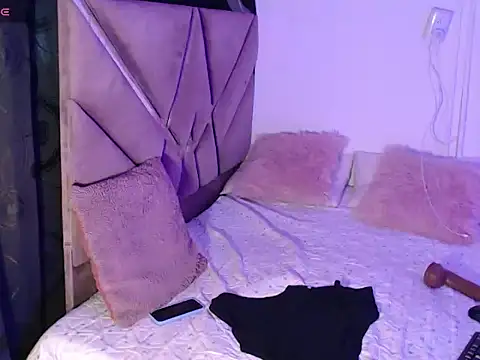 Qubinarara - Trans webcam sex chat