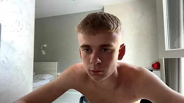 SoloFury live cam