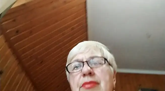SweetCherry27 webcam