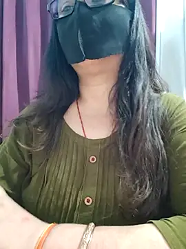 Aishwaryaa_69 webcam