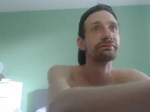 iLoveElusiveCats webcam